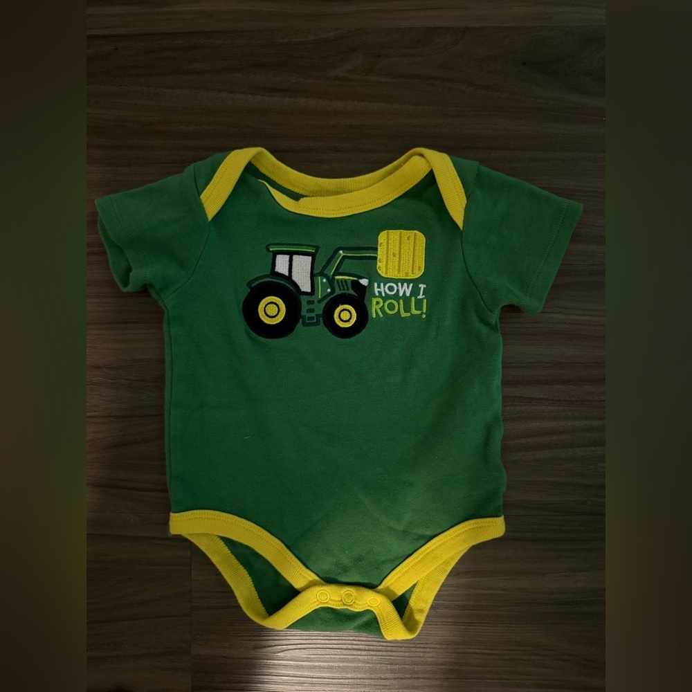 John Deere Green and Yellow Kids Bodysuit size 3/6M